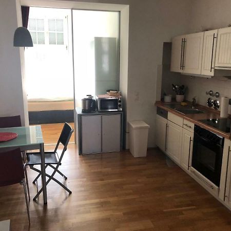 Ferienwohnung Mitten In วิสบาเดน ภายนอก รูปภาพ