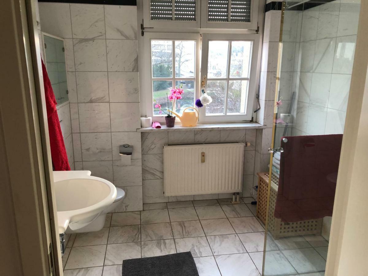 Ferienwohnung Mitten In วิสบาเดน ภายนอก รูปภาพ